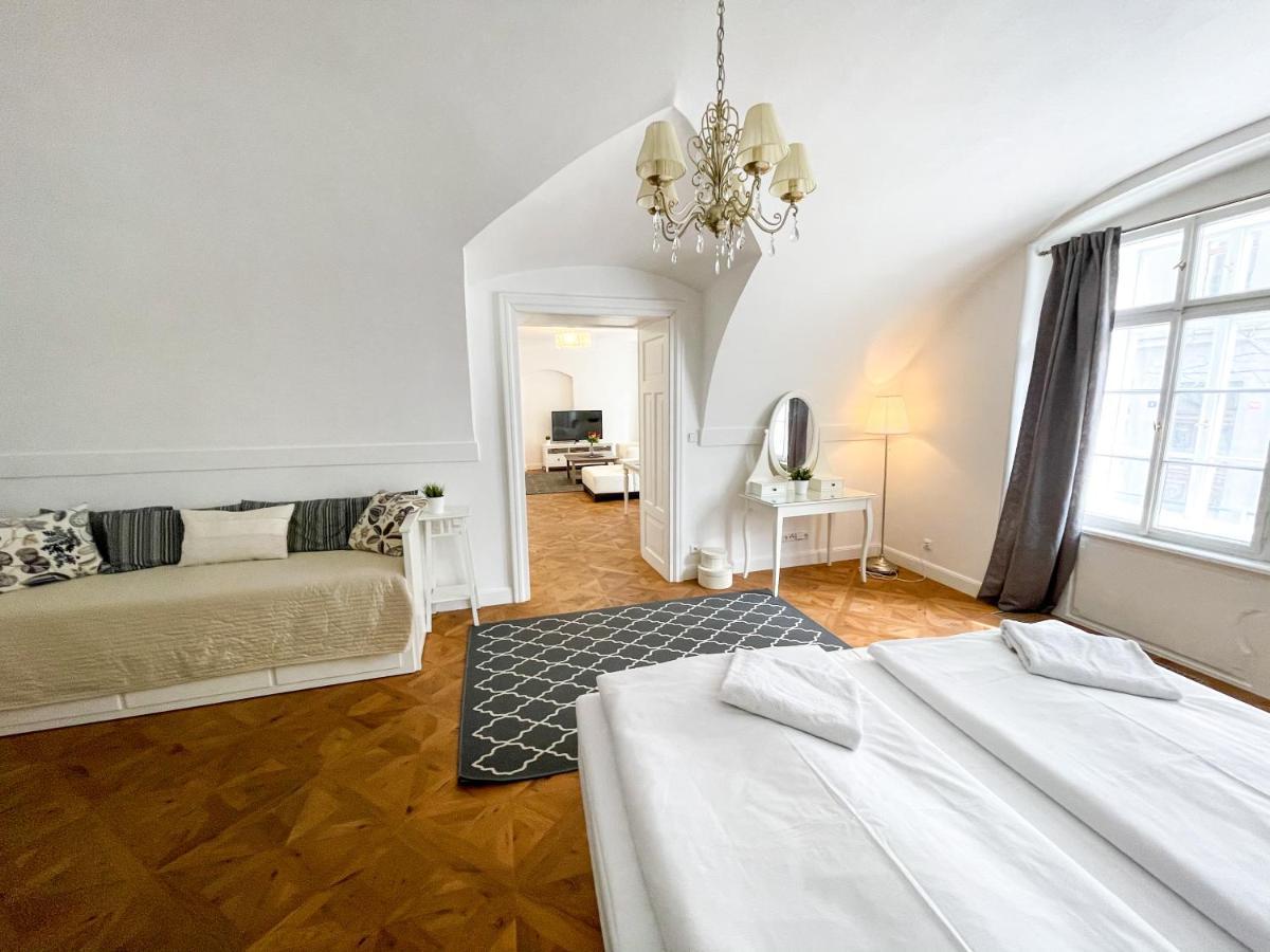 U Obecniho Dvora - Old Town Apartment Praha Bagian luar foto